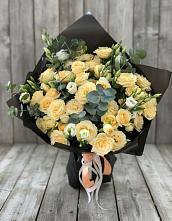 Букет цветов из:  Розы и Лизиантусы #REPLACE_PRED# Ивне