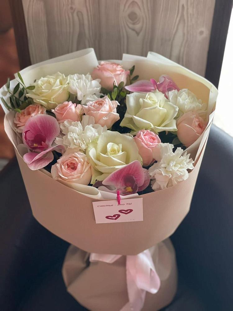 Букет цветов из: Орхидеи, Розы и Гвоздики в Ивне