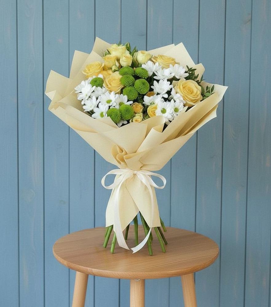 Букет цветов из: Хризантемы и Розы в Ивне