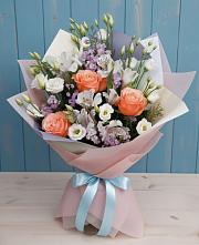 Букет цветов из:  Лизиантусы, Розы, Альстромерии и Гипсофила в Ивне