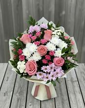 Букет цветов из:  Альстромерии, Гвоздики, Розы и Хризантемы в Ивне