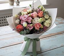 Букет цветов из:  Розы, Лизиантусы и Гвоздики #REPLACE_PRED# Ивне