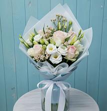 Букет цветов из:  Розы и Лизиантусы в Ивне