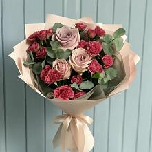 Букет цветов из:  Гвоздики и Розы в Ивне