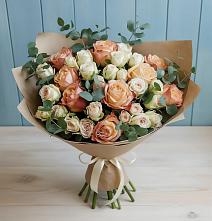 Букет цветов из:  Альстромерии и Розы в Ивне